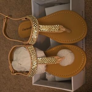 NWT Sandals